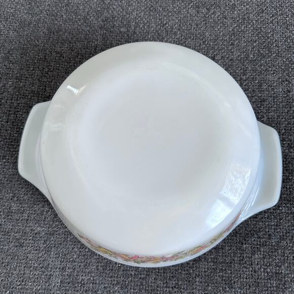 Vintage Anchor Hocking Fire King Vegetable Harvest Casserole‎ Dish 7.5” Wide - Picture 4 of 5